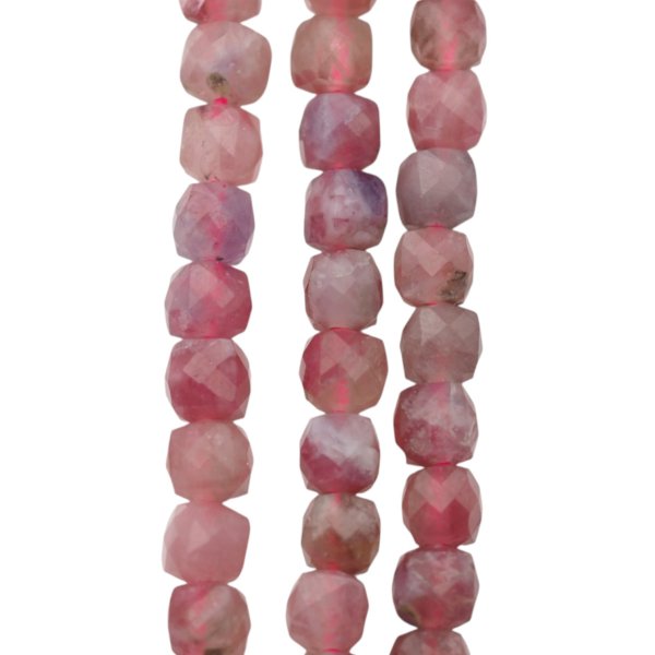 Rubelit fasetowany - kostki 4 mm (sznur)