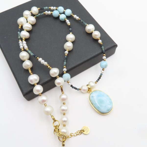 Mix Kamieni i srebro złocone  -  naszyjnik z zawieszką LARIMAR