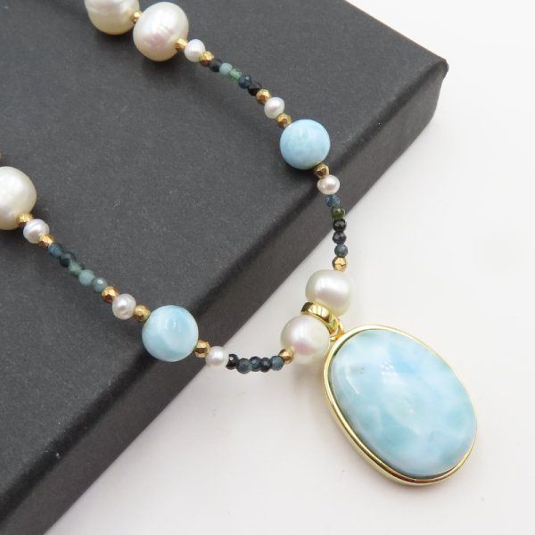 Mix Kamieni i srebro złocone  -  naszyjnik z zawieszką LARIMAR