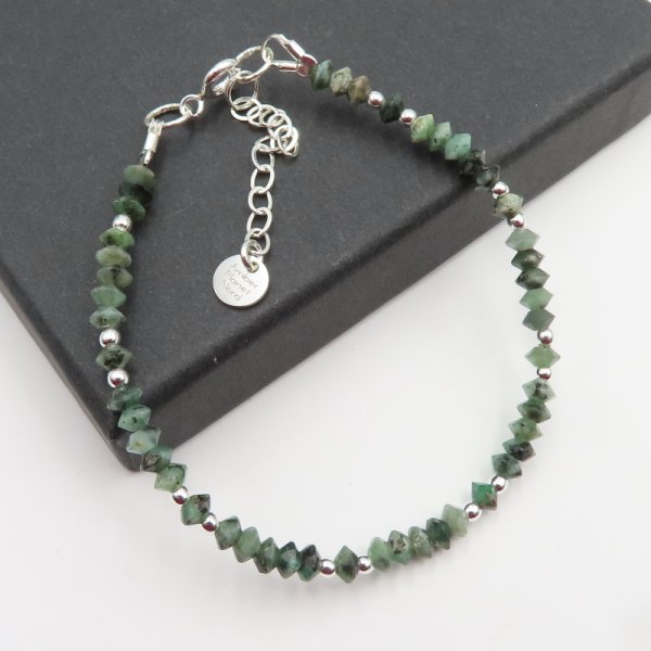 Szmaragd w srebrze - bransoletka 