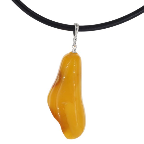 Naszyjnik z bursztynem mlecznym – srebro 925, ręcznie wykonany, na rzemieniu