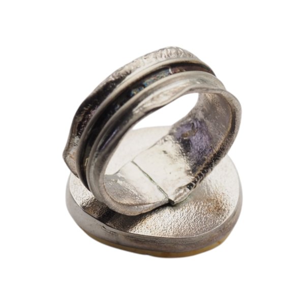 Pierścionek z białym bursztynem – srebro 925 oksydowane - rozmiar 15