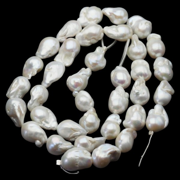 Perły Naturalne Hodowane białe barok 14-15x19-24 mm nr 430 (sznur)