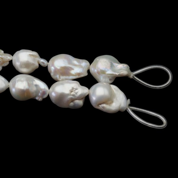 Perły Naturalne Hodowane białe barok 14-15x19-24 mm nr 430 (sznur)