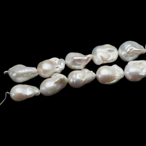 Perły Naturalne Hodowane białe barok 14-15x19-24 mm nr 430 (sznur)