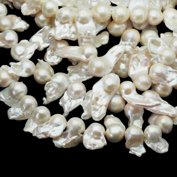 Perły Naturalne Hodowane białe barok 11-14x20-30 mm nr 435 (sznur)