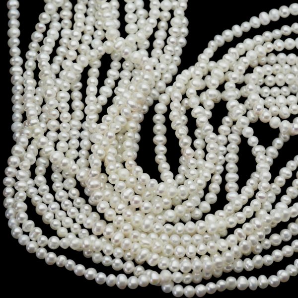 Perły Naturalne Hodowane białe 3-4 mm nr 441 (sznur)