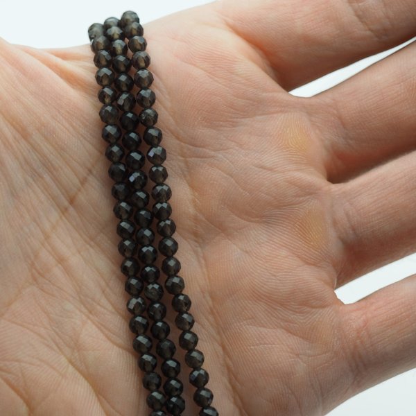 Kwarc dymny fasetowana kulka 4 mm (sznur)