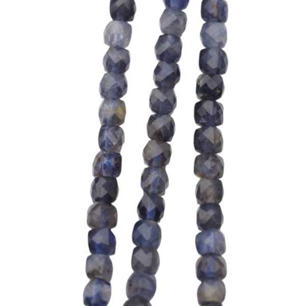 Iolit - fasetowane kostki 4 mm (sznur)