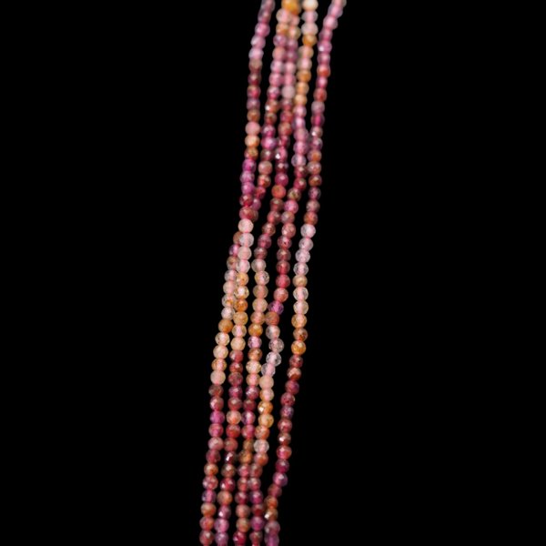 Spinel czerwony fasetowany kulki 2 mm (sznur)