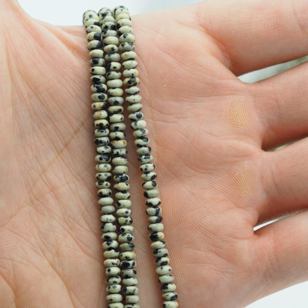 Jaspis dalmatyński oponki 4x2 mm (sznur 38 cm)