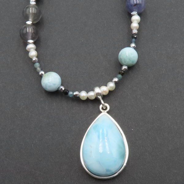 Mix Kamieni i srebro - naszyjnik z zawieszką LARIMAR UNIKAT