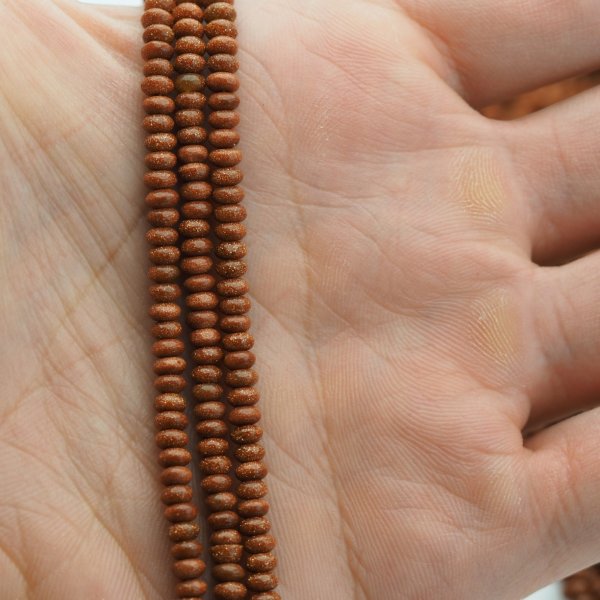 Piasek pustyni polerowane oponki 4x2 mm (sznur)