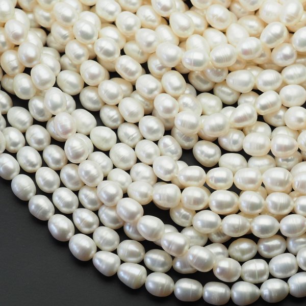 Perły Naturalne Hodowane białe ryż 8-9 mm nr 447 mm (sznur 35,5 cm)