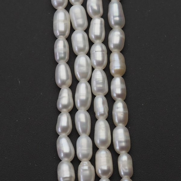 Perły Naturalne Hodowane białe ryż 2,5-3 mm nr 451 mm (sznur 35 cm)