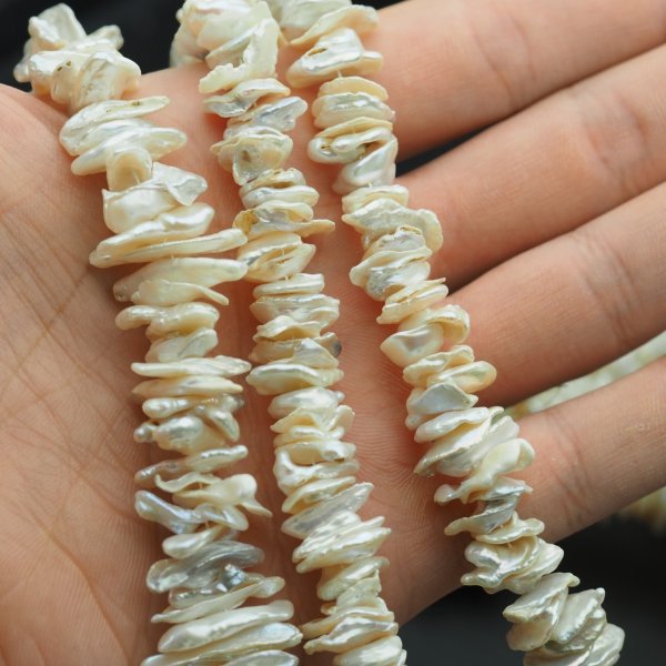 Perły Naturalne Hodowane płytka nieregularna 12-15 mm nr 458 mm (sznur 36 cm)