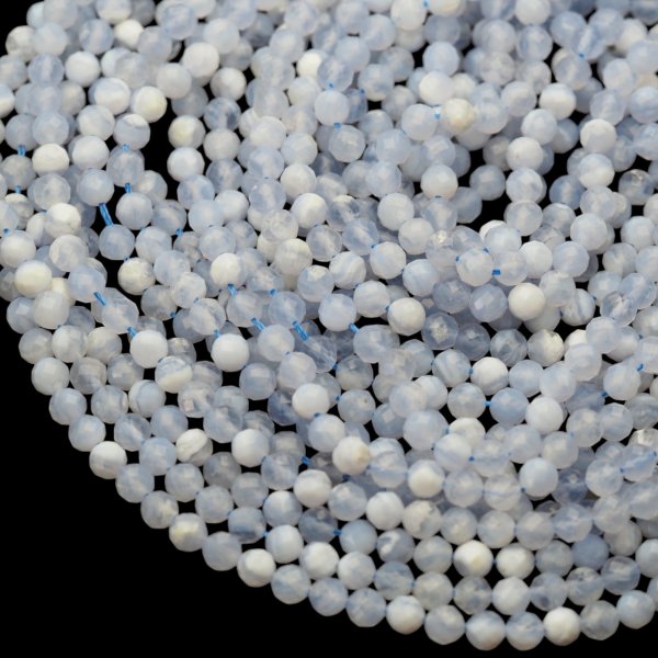 Chalcedon fasetowany - kulki 5,6 mm (sznur)
