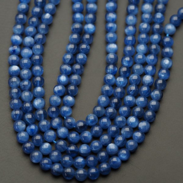 Kyanit kulka polerowana 5,8 mm (sznur) wysoka jakość