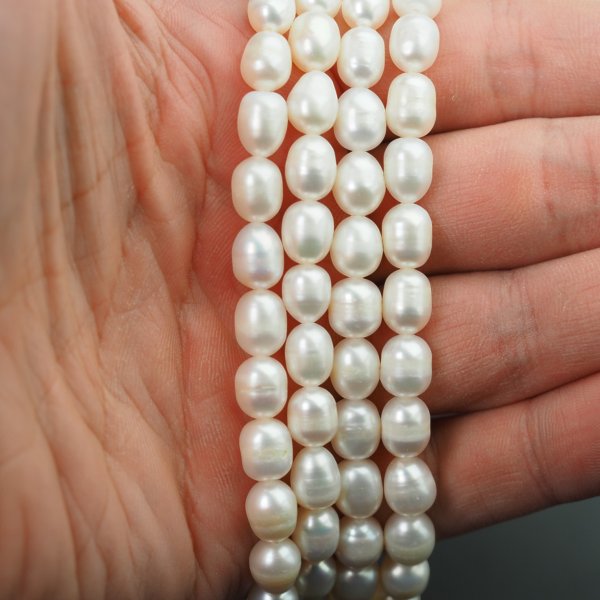 Perły Naturalne Hodowane białe ryż 7 mm nr 462 mm (sznur 35 cm)