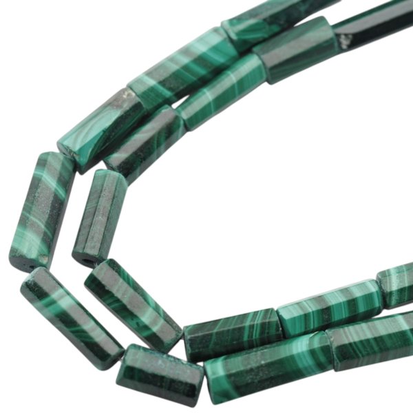 Malachit wielościany 4-5x10-15 mm (sznur 23,5 cm)