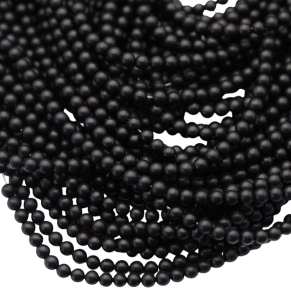 Onyks matowy kulka 4 mm (sznur)