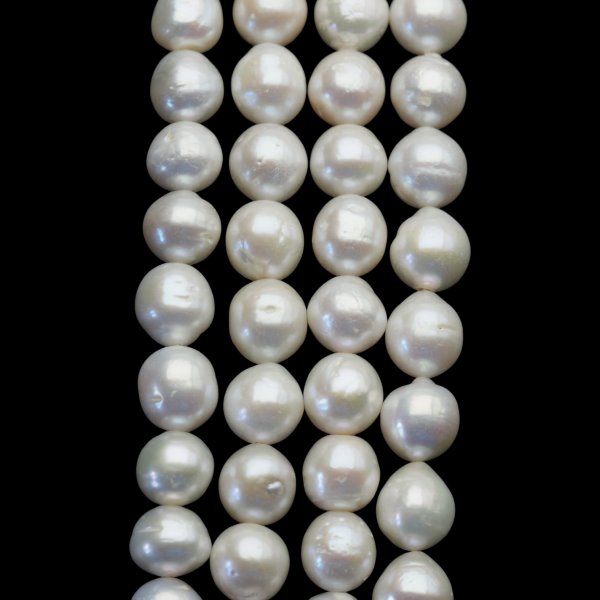 Perły Naturalne Hodowane białe 9-10 mm nr 472 (sznur 40 cm)