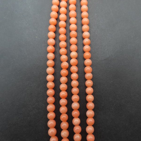 Koral pomarańczowy polerowane kulki 4 mm (sznur)