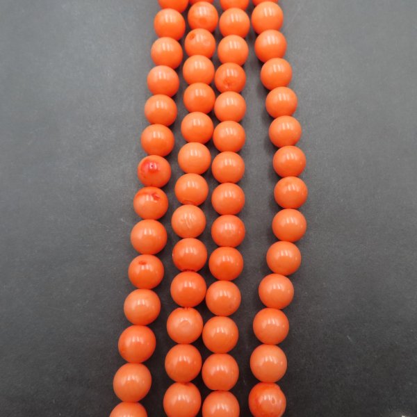 Koral pomarańczowy polerowane kulki 8 mm (sznur)