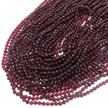 Granat fasetowany - kulki 4 mm (sznur)