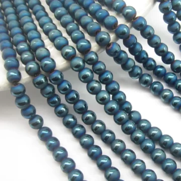 Hematyt niebieski matowy z błyszczącym paskiem - kulki 4mm (sznurek)