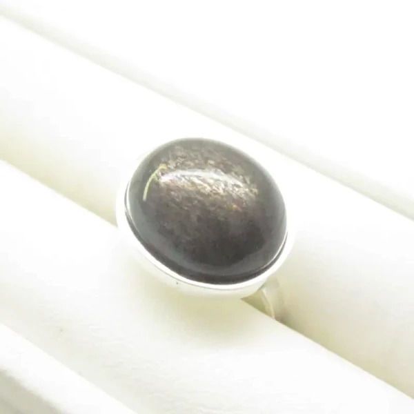 Kamień Słoneczny i srebro - pierścionek owal (Rozmiar Jubilerski 14)