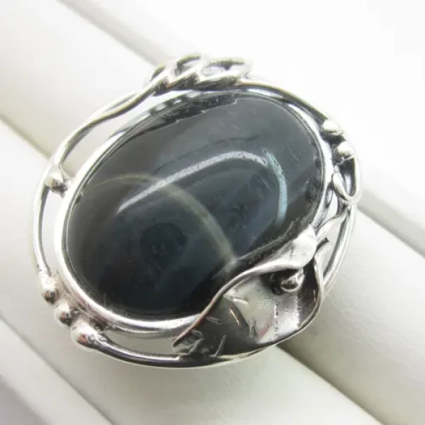 Kocie Oko w srebrze oksydowanym - pierścionek