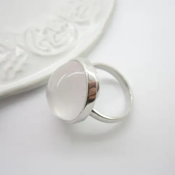 Kwarc różowy w srebrze - pierścionek