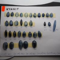 Kyanit 19-23x13-15 mm łza