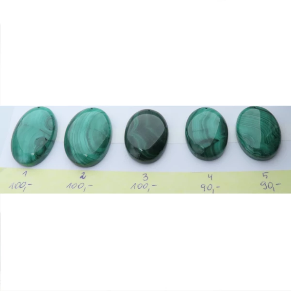 Malachit 35-37x24-26 mm owal wiercony u góry (różne kamienie do wyboru)
