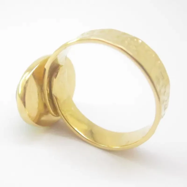 Malachit w złoconym srebrze młotkowanym - pierścionek (Rozmiar Jubilerski 15) z regulacją