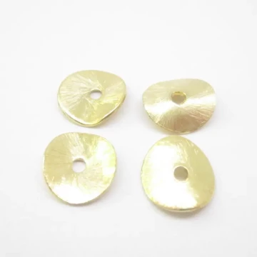 Metalowa blaszka powyginana w kolorze złotym 10 mm