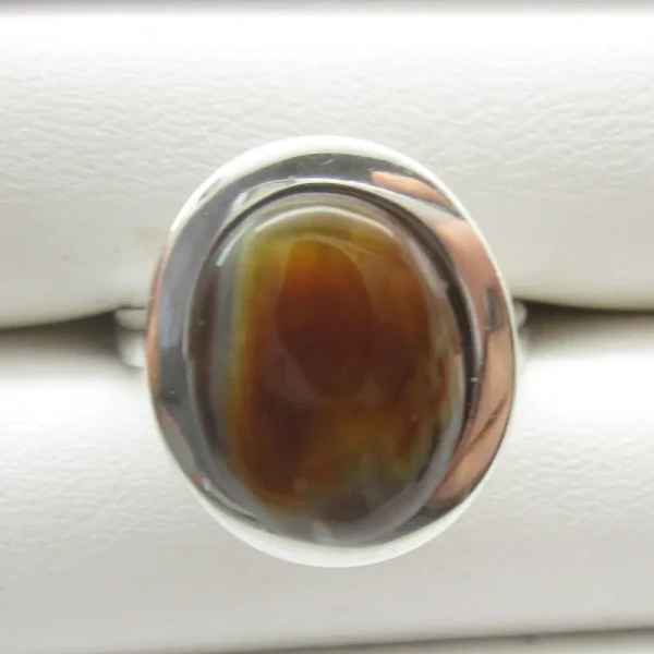 Opal Ognisty w srebrze rodowanym - Komplet: pierścionek owal i wisiorek łezka