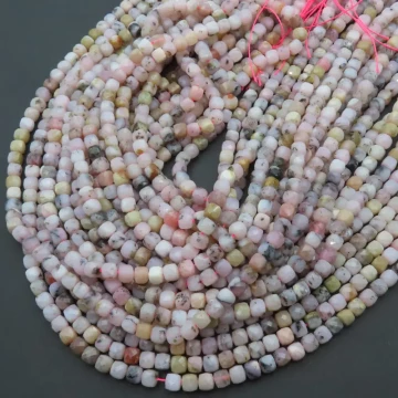 Opal Różowy fasetowane kostki 4,8 mm (sznur)