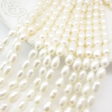 Perły Naturalne Hodowane białe 8-9x5-6 mm ryż (sznurek)