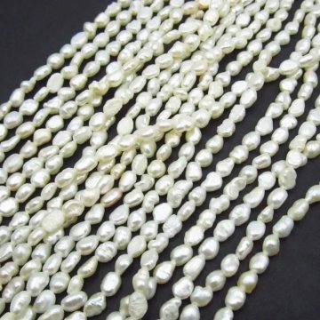 Perły Naturalne Hodowane białe 3-4 mm nugget (sznur)