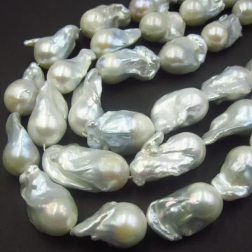 Perły Naturalne Hodowane białe - nieregularne, duże (sznur)