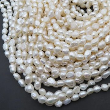 Perły Naturalne Hodowane białe 6-7 mm (sznur)