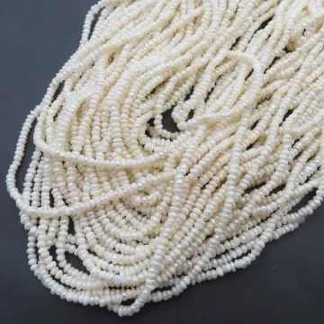 Perły Naturalne Hodowane białe 2-2,5 mm (sznur)
