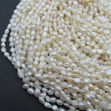 Perły naturalne hodowane białe 8-9 mm (sznur)