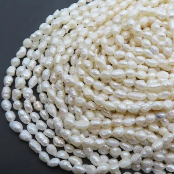 Perły Naturalne Hodowane białe 5-6 mm (sznur)