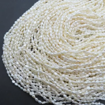 Perły Naturalne Hodowane białe ryż 3-4 mm (sznur)