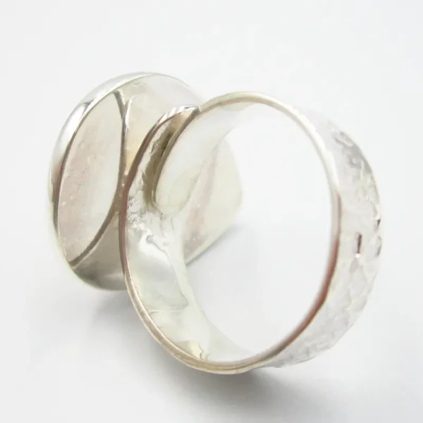 Rodochrozyt i srebro młotkowane - pierścionek łza (Rozmiar Jubilerski 20) z regulacją