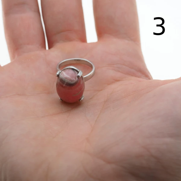 Rodochrozyt w srebrze rodowanym - pierścionek (Rozmiar Jubilerski 13)