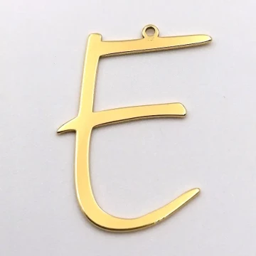 Srebro złocone Ag - zawieszka literka E